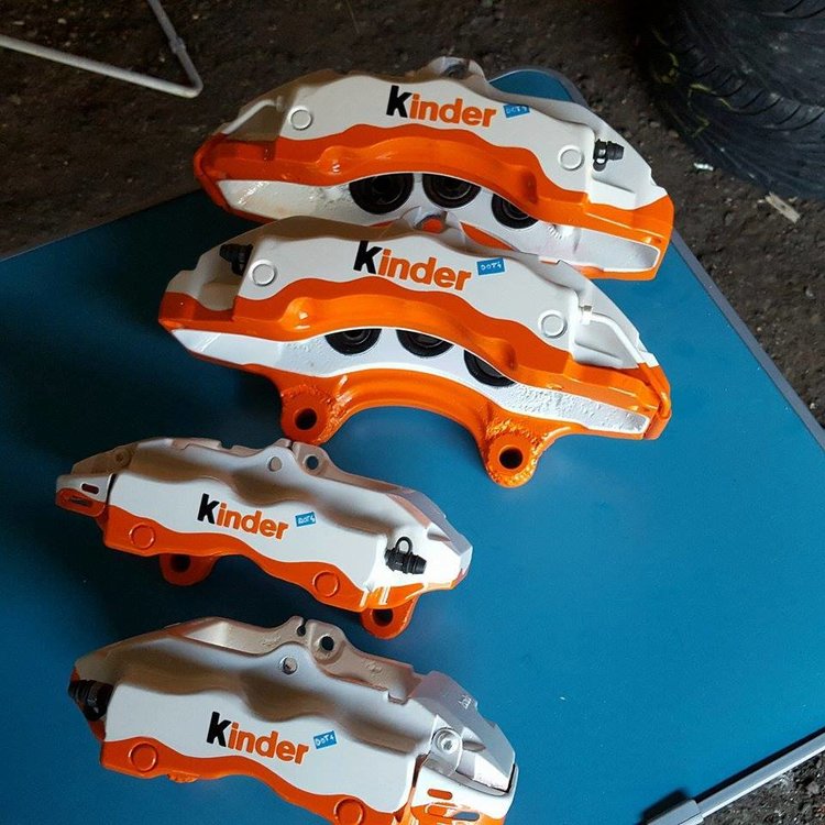 brake-calipers-get-kinder-snack-custom-paint-look-delicious-104761_1.jpg