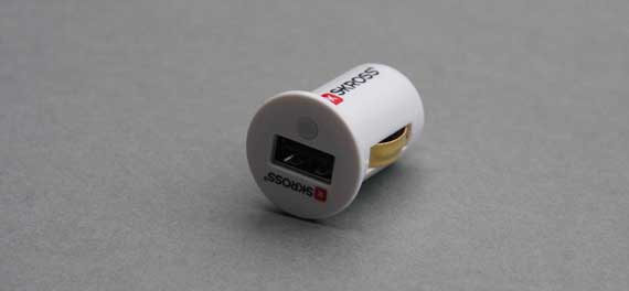 skross_midget_usb_car_charger_angle_570px.jpg.9563db154e3fbc5c941b5ab72d8a5cd1.jpg